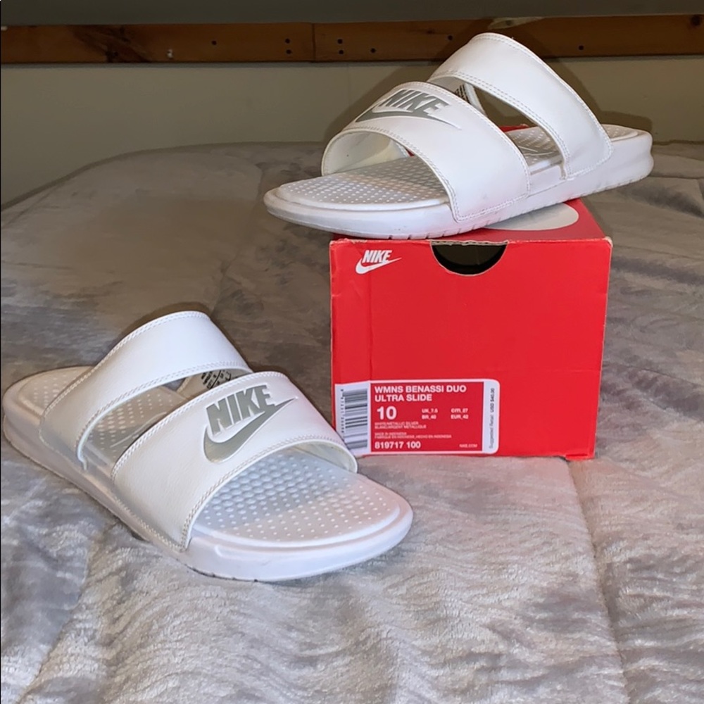 Nike Benassi Duo Ultra Slides